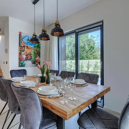 Delora By Interhome *
